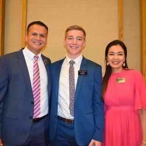 Meet your Posher, Chad